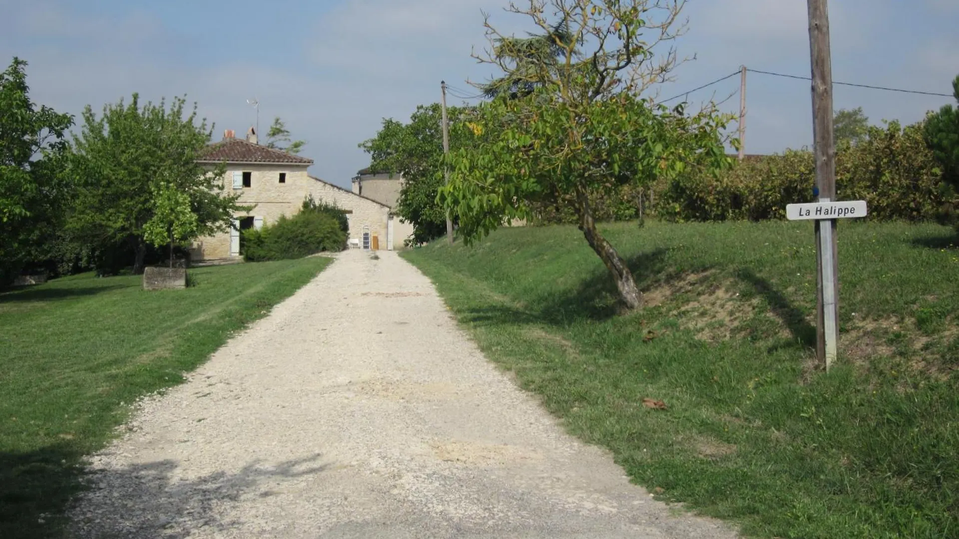 Gite La Halippe Caussens